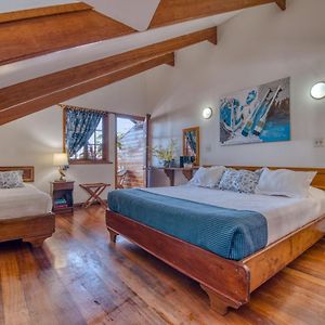Premium King Room